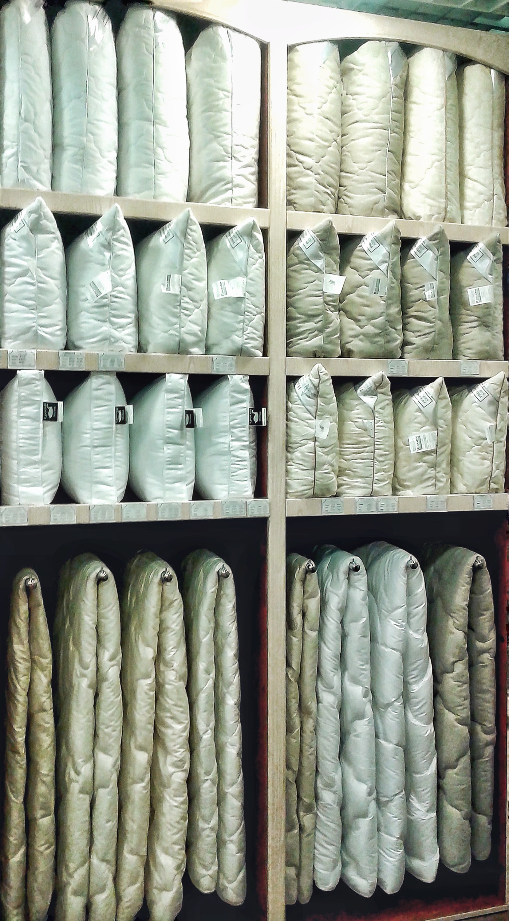 В магазинах — внушительное «меню» подушек, различных по размеру, форме, наполнению и плотности