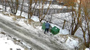 В Ярославской области поймали вандалов, переворачивающих мусорные баки
