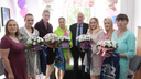 Пять тысяч рублей — каждой маме: в День города в Челябинске родились 27 детей