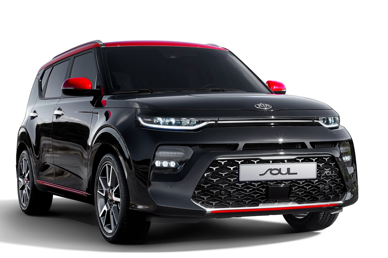 KIA Soul сохранил свой панковский дизайн KIA Soul сохранил свой панковский дизайн