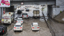 Видео: дороги Новосибирска ушли под воду