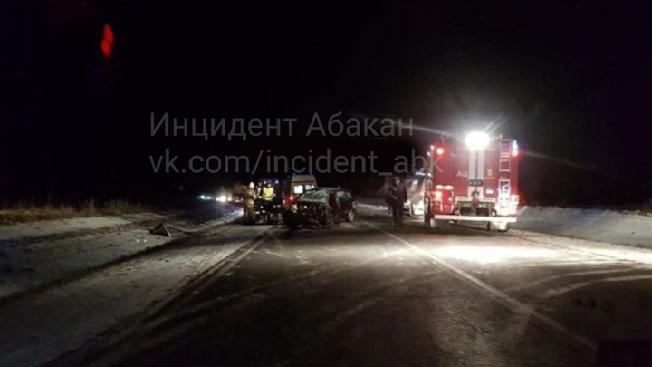 Пенсионер на «Калине» выехал на встречку под Минусинском и погубил водителя ВАЗа