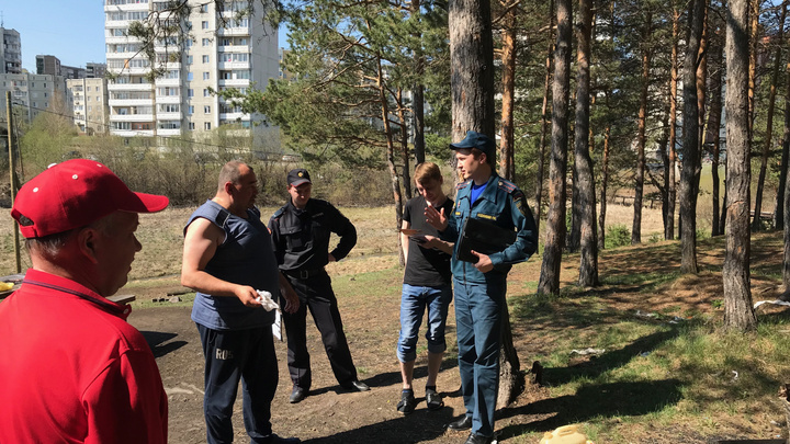 Шашлыки вне закона: сотрудники МЧС вышли патрулировать лесопарки Екатеринбурга в поисках нарушителей