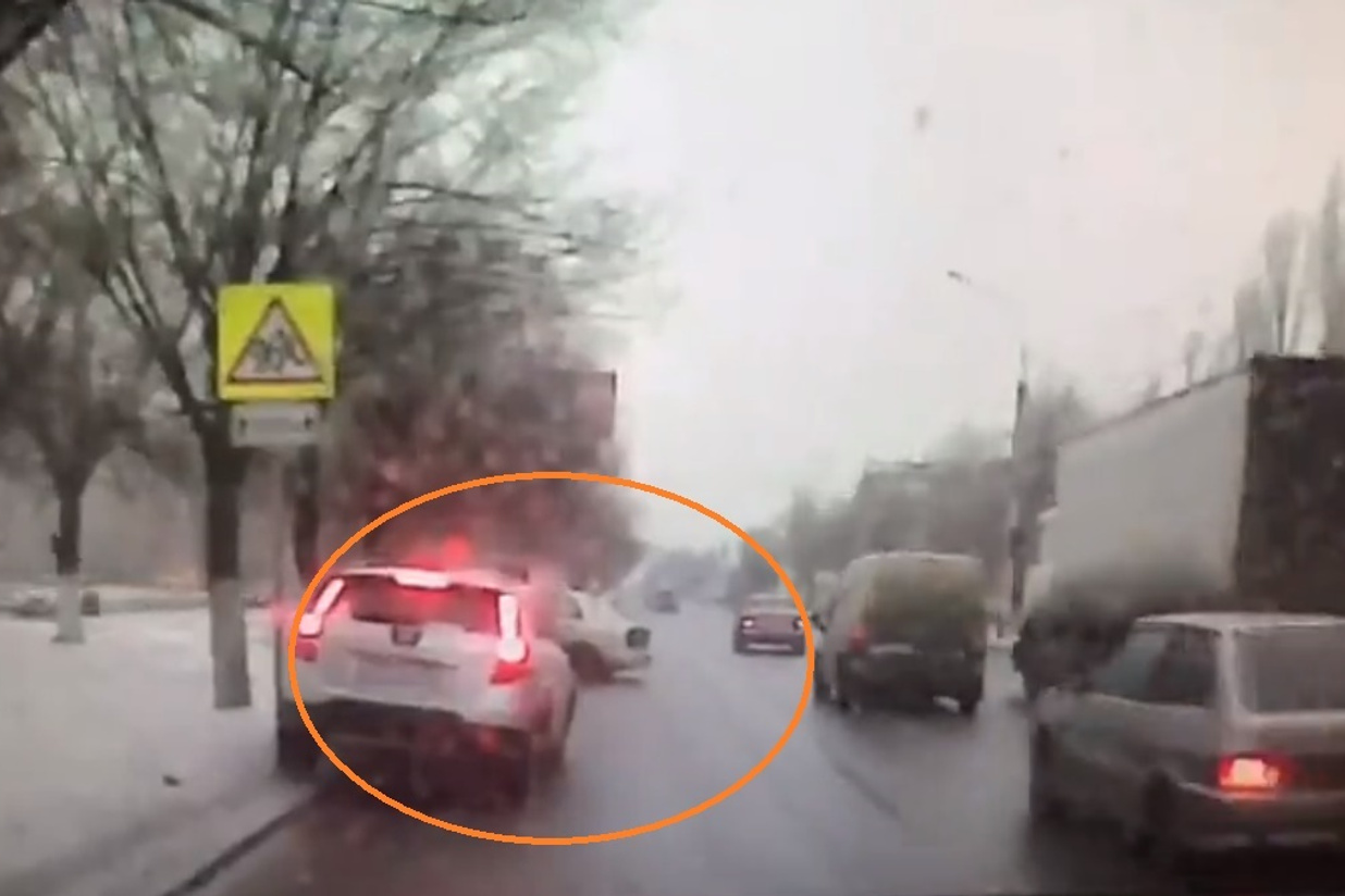 Аварии с видеорегистраторов. Запись видеорегистратора мариуполь выезд. Видеорегистратор запись дтп. Видеорегистратор запись дтп. Видеорегистратор запись дтп.