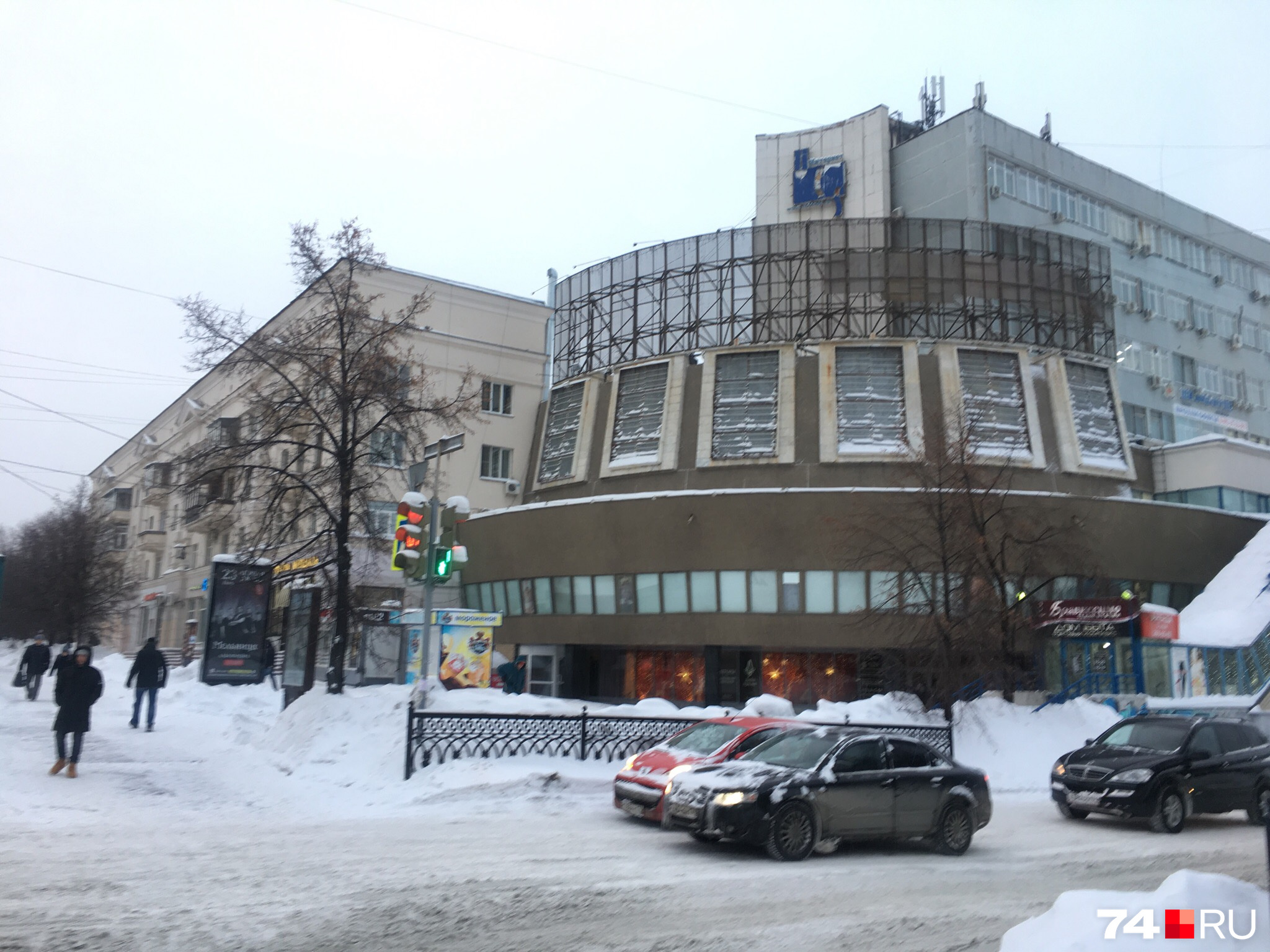 Корью заболел один из сотрудников офисного центра Корью заболел один из сотрудников офисного центра