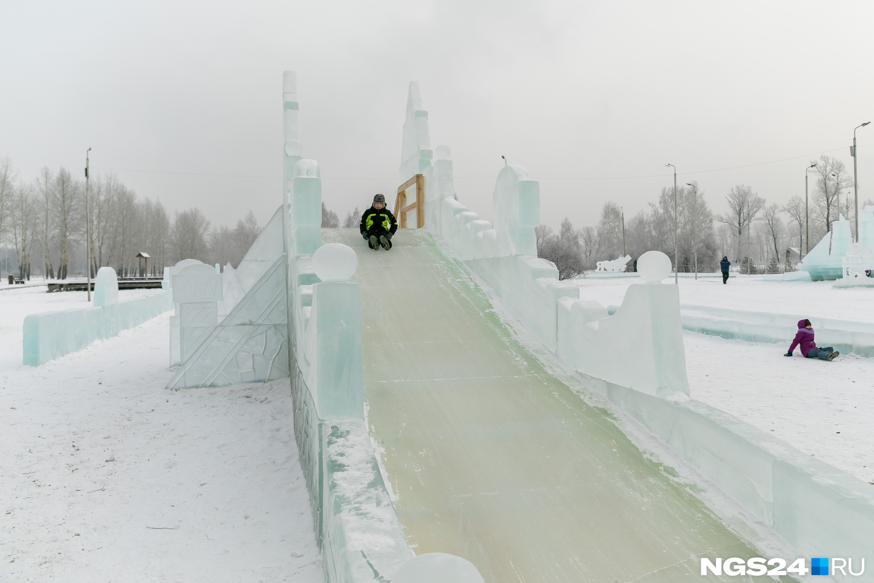 Ледяные горки в Красноярске 2020