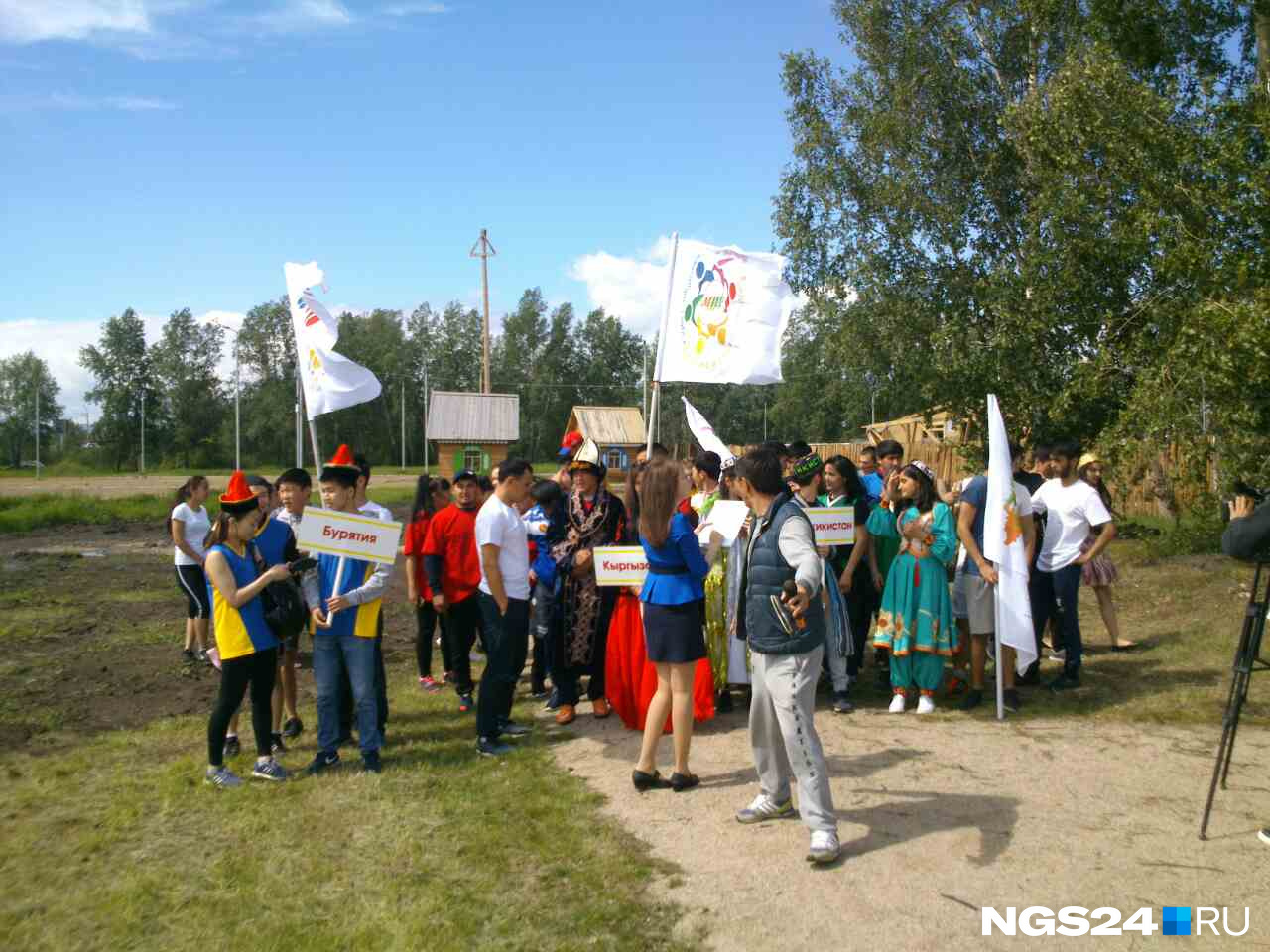 Представители разных национальностей собрались на Татышеве Представители разных национальностей собрались на Татышеве