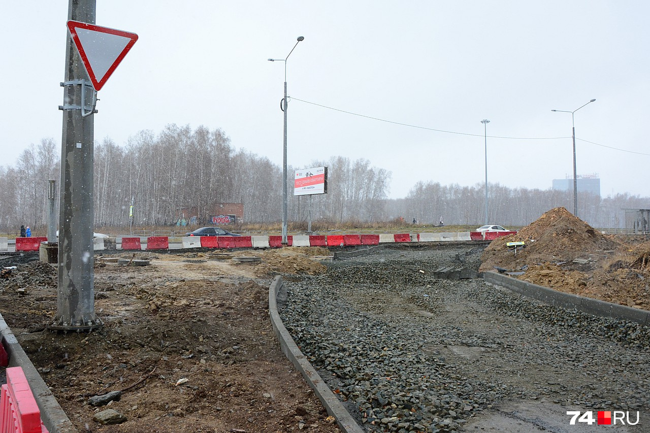 Скоро для поворота направо от «Ньютона» будет отдельный рукав Скоро для поворота направо от «Ньютона» будет отдельный рукав