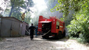 В Александровке во дворе жилого дома возник пожар