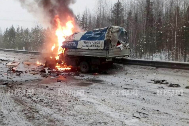 Водитель газели сгорел