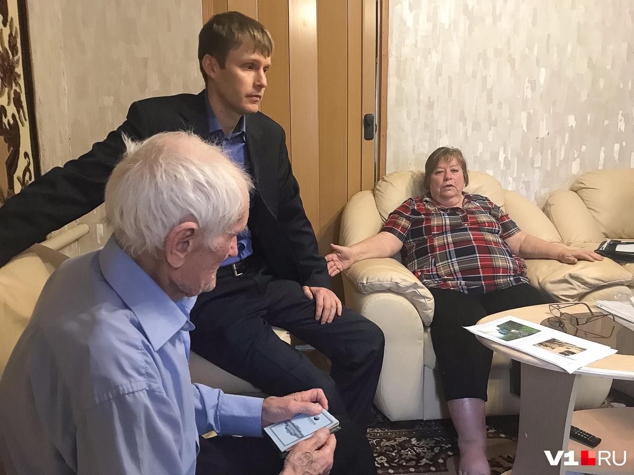 Навальный в суде с ветераном сегодня фото. Судят ветеранов. Судят ветеранов. Судят ветеранов. Голые в администрации ижевска.