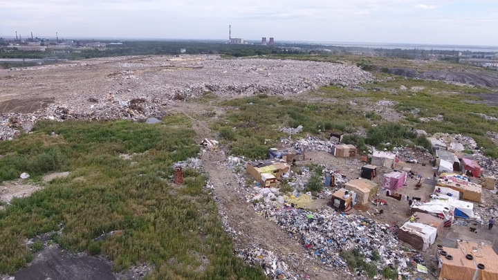 Бросают где хотят: из-за закрытия свалки в Челябинске выросли горы мусора