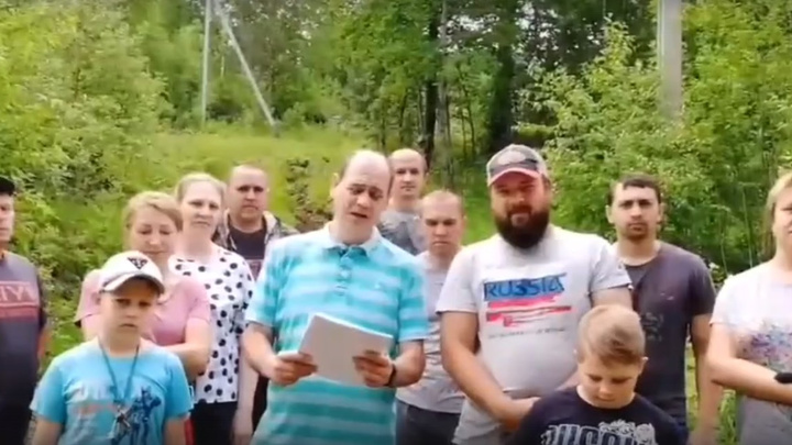 Жители Дивногорска записали обращение к Путину: они отрезаны от своих домов
