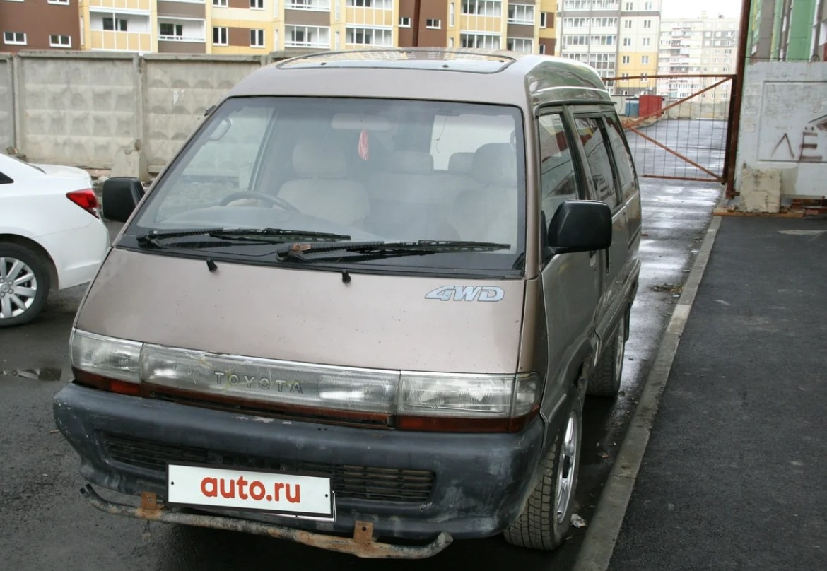 За эту <a href="https://auto.ru/cars/used/sale/toyota/town_ace/1089759976-2847cbbc/?sort=fresh_relevance_1-desc&page_from=page_listing%2Cblock_listing%2Ctype_single&from=news&utm_source=hsd&utm_medium=contract&utm_campaign=autosgp" target="_blank" class="_">Toyota TownAce просят 105 тысяч рублей</a> За эту <a href="https://auto.ru/cars/used/sale/toyota/town_ace/1089759976-2847cbbc/?sort=fresh_relevance_1-desc&page_from=page_listing%2Cblock_listing%2Ctype_single&from=news&utm_source=hsd&utm_medium=contract&utm_campaign=autosgp" target="_blank" class="_">Toyota TownAce просят 105 тысяч рублей</a>