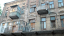 Жить нельзя расселить: в Ростове жильцы аварийного дома остались один на один со своей проблемой