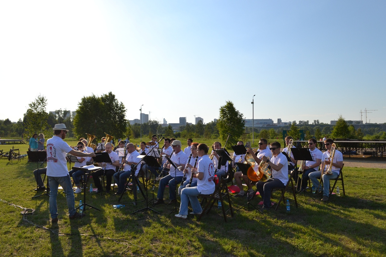 Каждое лето можно послушать духовой оркестр на открытом воздухе