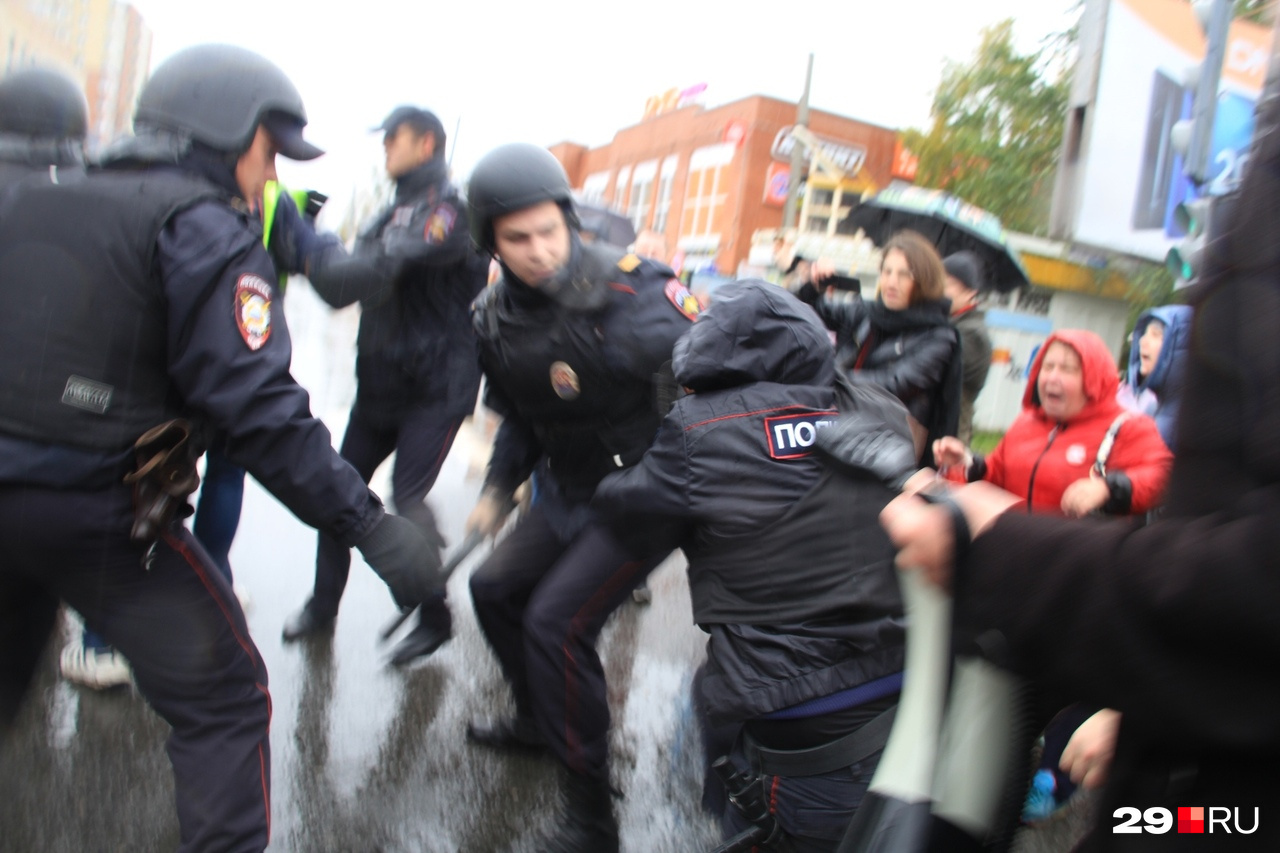 Антимусорный митинг в Архангельске в цитатах 22 сентября 2019 г. - 23  сентября 2019 - 29.ru