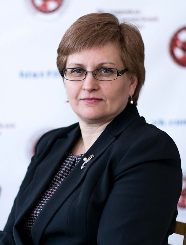 Директор Центра экспертизы ЧелГУ Елена Голованова Директор Центра экспертизы ЧелГУ Елена Голованова