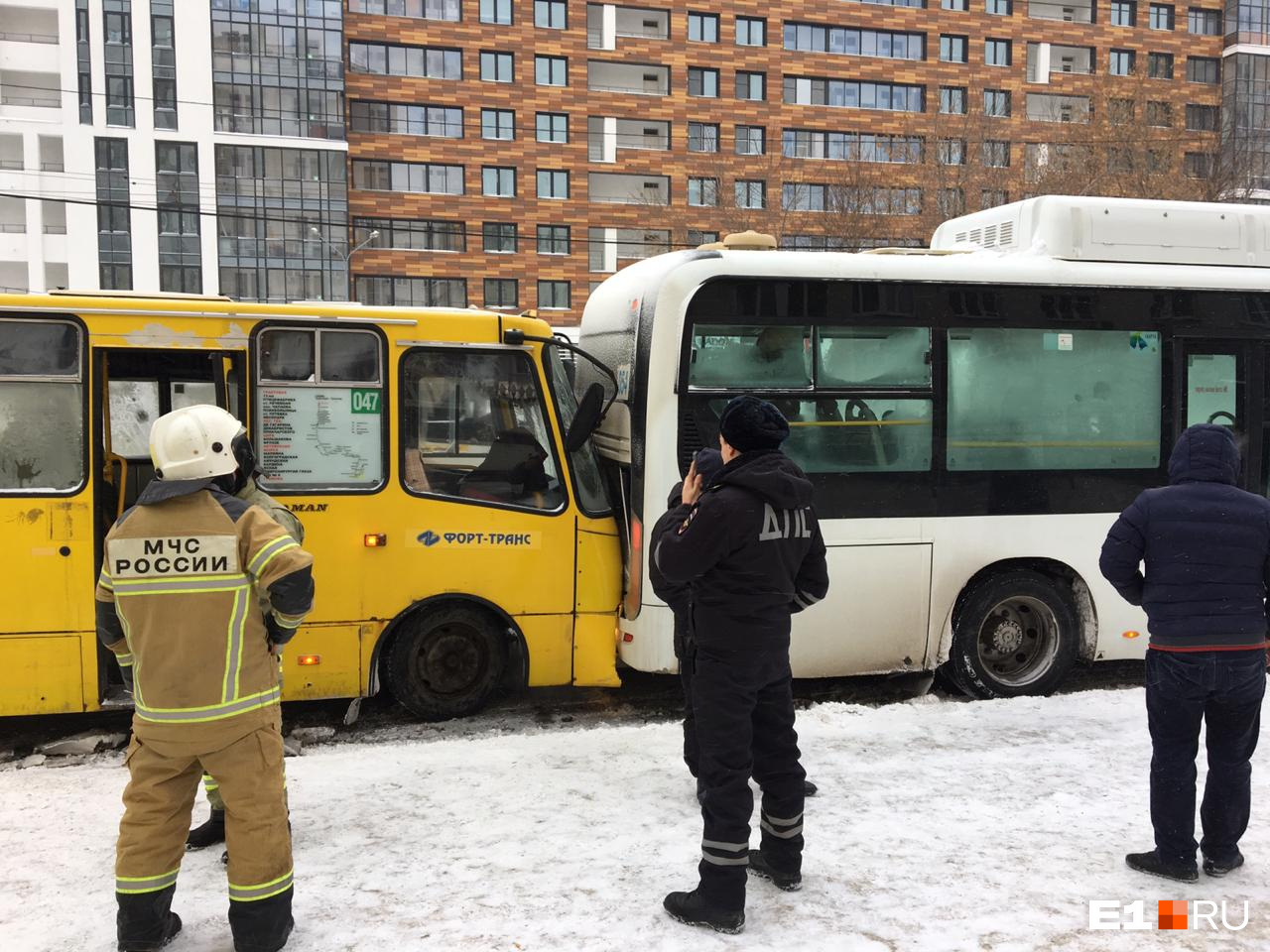 Автобус 2 старо белово. 047 Автобус Екатеринбург. 47 Маршрутка Челябинск. 47 Маршрутку убрали.