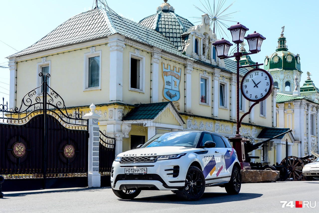 Новый Evoque получил двигатели семейства Ingenium, знакомые также по моделям Jaguar Новый Evoque получил двигатели семейства Ingenium, знакомые также по моделям Jaguar
