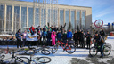 Новосибирцы проводили зиму массовым заездом на велосипедах