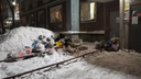 «Стоит жуткий запах»: новосибирцы не могут дождаться вывоза мусора пятый день
