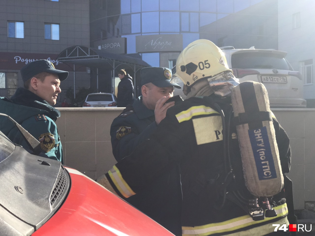 В воздухе был сильный запах горящего пластика В воздухе был сильный запах горящего пластика