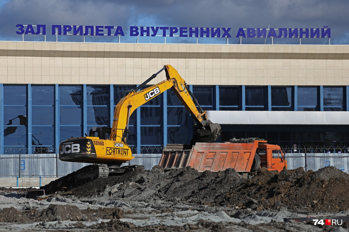 В ближайшие годы в аэропорту будут крутиться миллиарды рублей В ближайшие годы в аэропорту будут крутиться миллиарды рублей