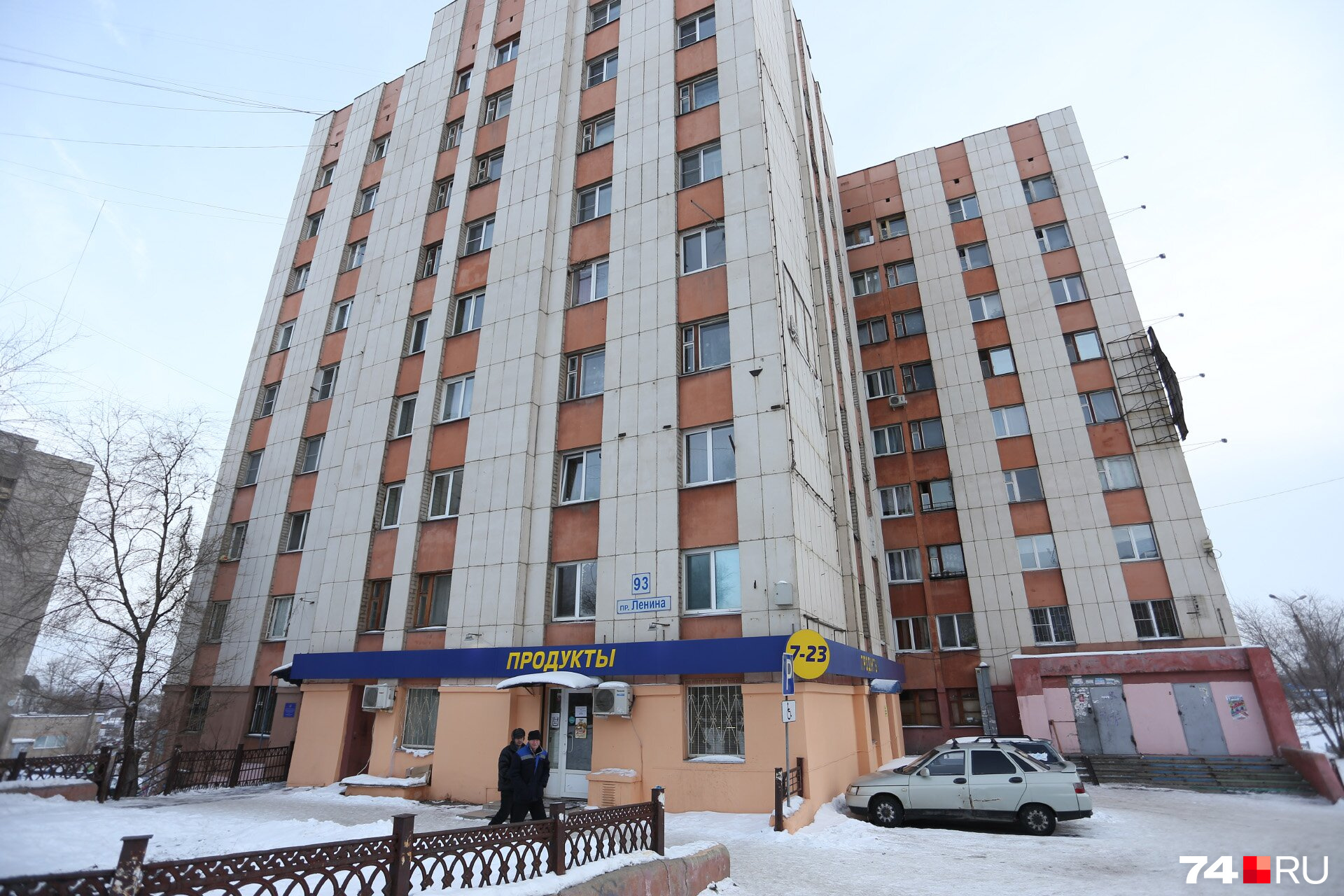 Каимов снимал квартиру в общежитии недалеко от главной мечети города Каимов снимал квартиру в общежитии недалеко от главной мечети города