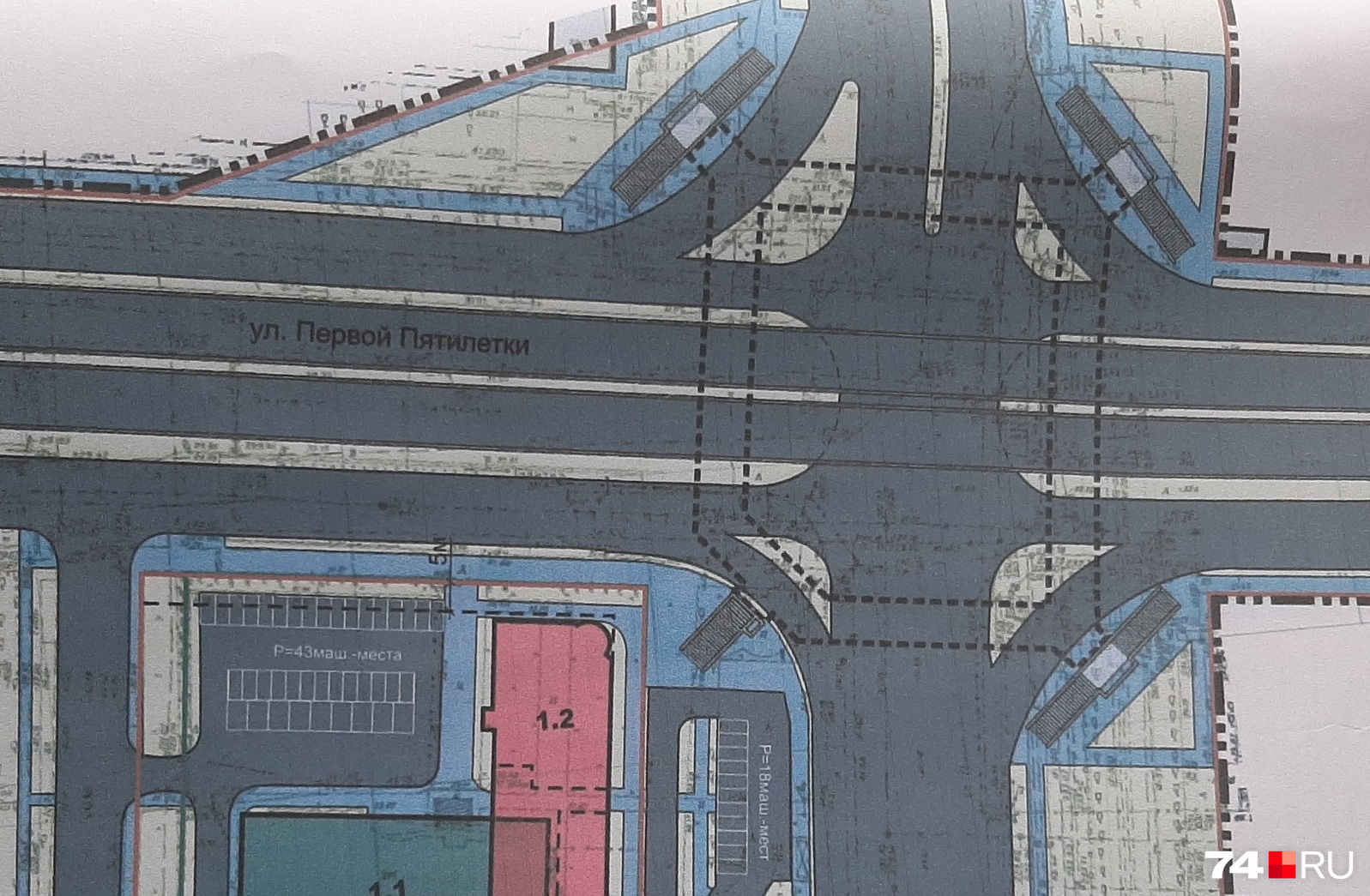 На перекрёстке хотят построить двухуровневую развязку и подземные переходы с четырёх сторон