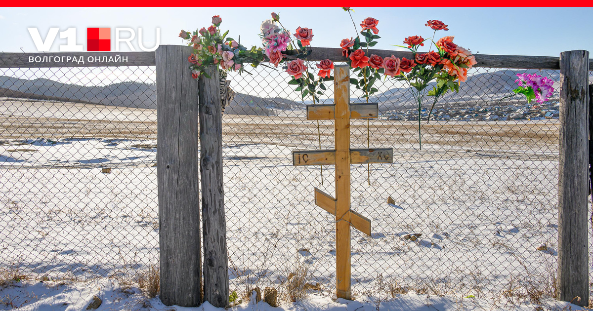 Скромные похороны. Скромные похороны. Скромные похороны. Коклюшкин виктор михайлович могила. Леонид куравлёв троекуровское кладбище.