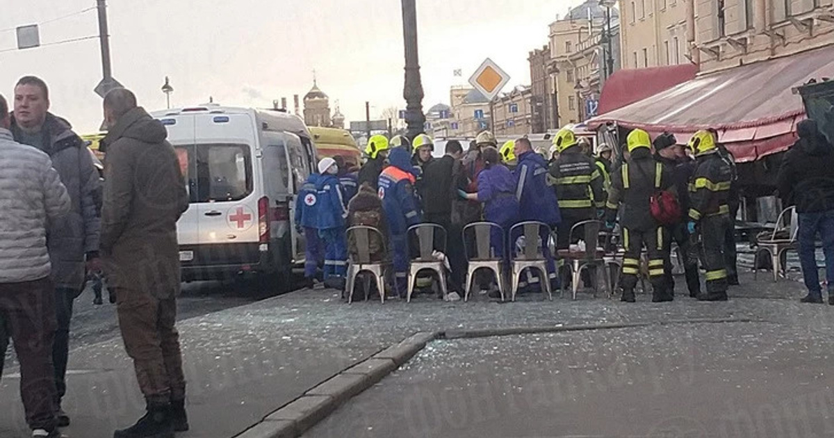 Что взорвалось в санкт петербурге. Теракт в санкт-петербургском метро в 2017. В петербурге взрыв машины 02. Что взорвалось в санкт петербурге. Что взорвалось в санкт петербурге.
