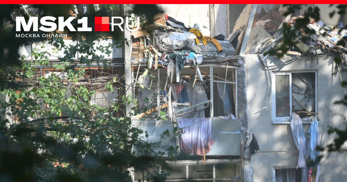 В Волгограде от взрыва рухнул целый подъезд жилого дома