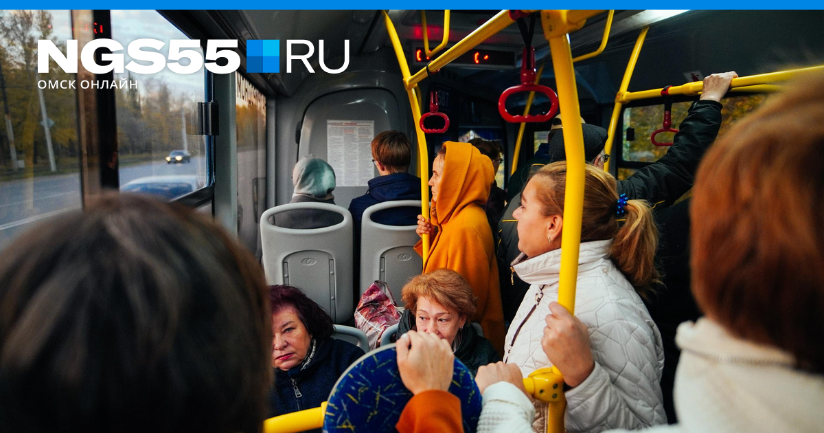 Офисный работник. Нелюбимая работа. Уставший человек картинки. Люди недовольны работой. Человек на работе.