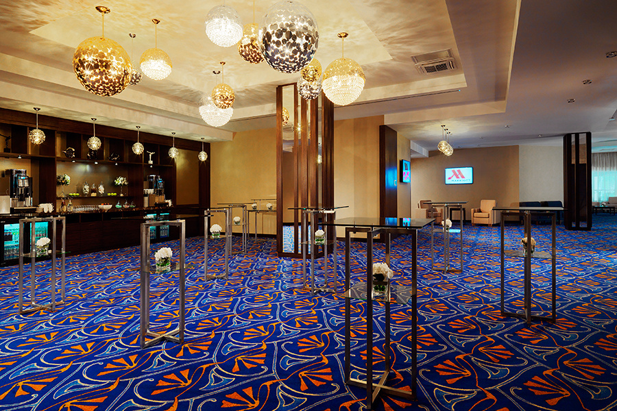 Конференц-холл<br />
Конференц-залы Novosibirsk Marriott Hotel вмещают до 450 гостей.