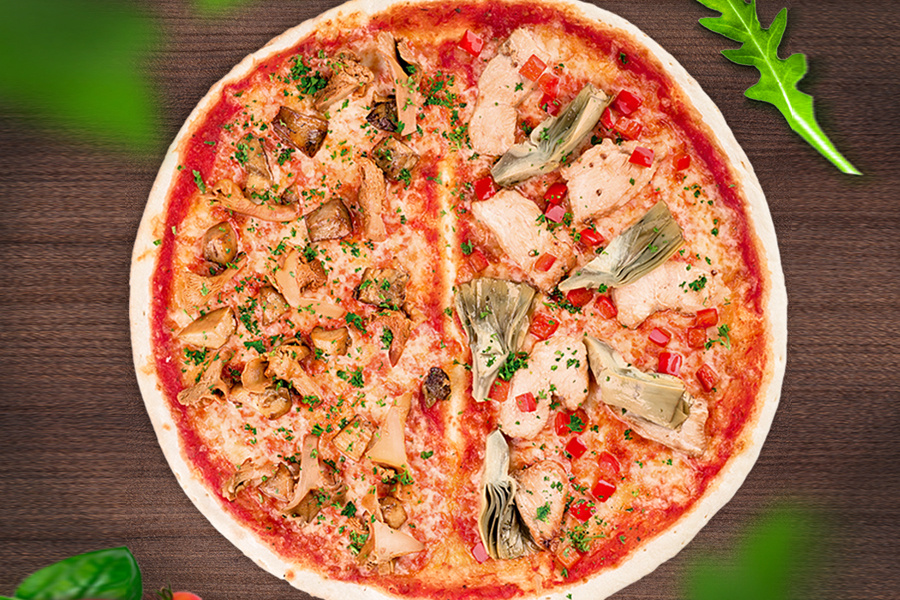 В «палитре» начинок для пиццы — 10 оригинальных комбинаций от «Перчини». Вы можете соединить половинки по вашему вкусу и настроению. Полукруг с поджаренными белыми грибами и маринованными лисичками великолепно дополняется пиццей с куриной грудкой и артишоками.