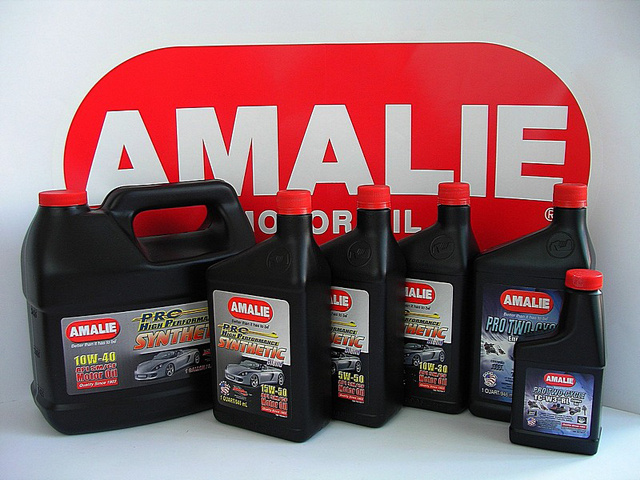 AMALIE motor oil