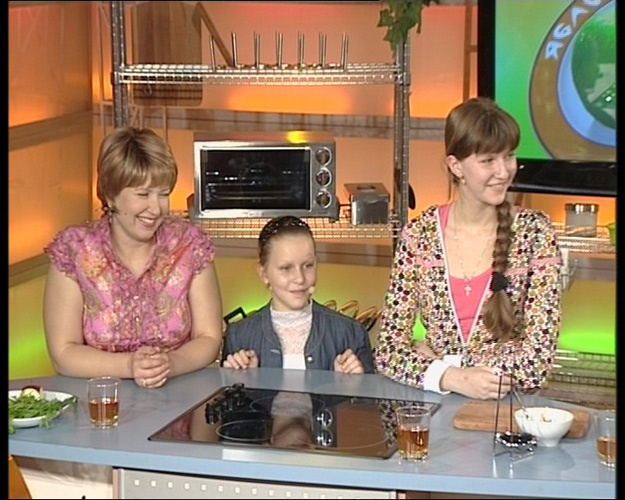 Команда «Кулинарный вираж» Натальи Тоболовой и ее дочерей Юли и Марины