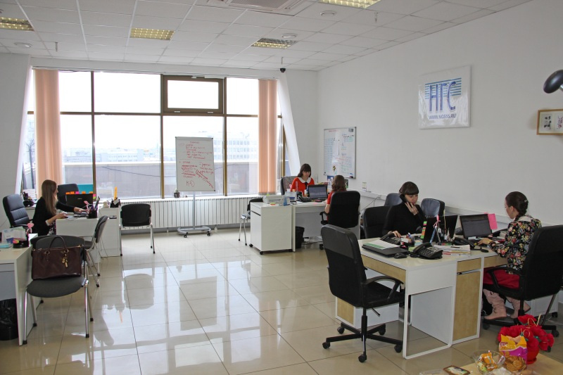 Собственный офис работает и в Омске, где ежедневно страницы посещают около 50 тыс. пользователей.