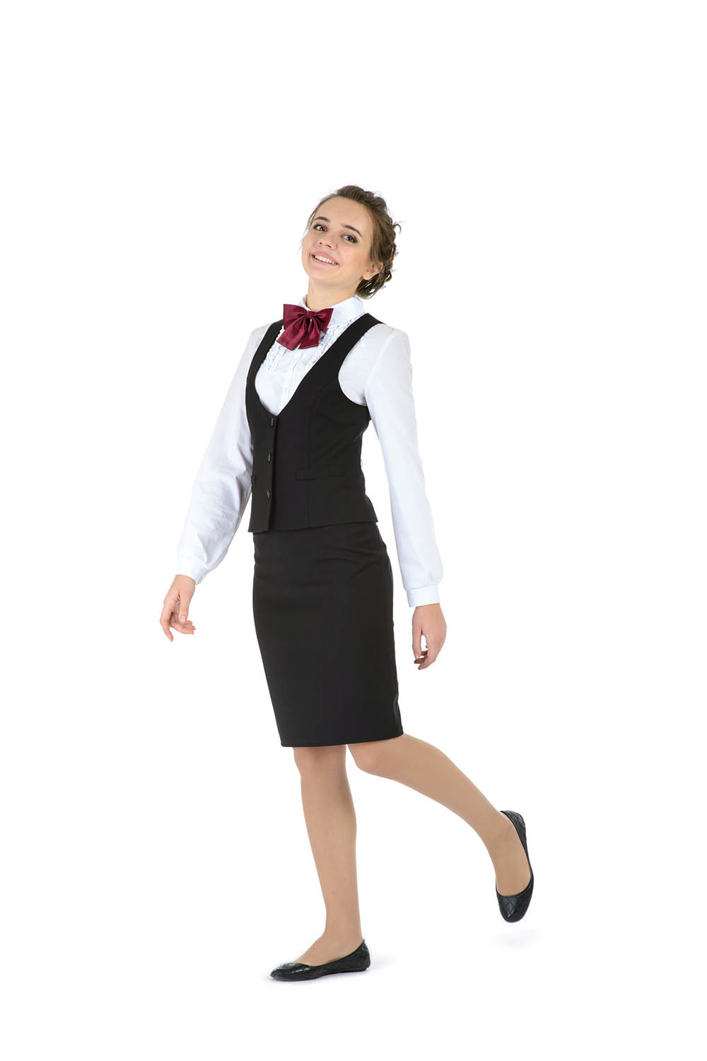 Образ настоящей деловой леди — базовая юбка-карандаш с классической посадкой и приталенный жилет — придется по вкусу старшекласснице. Жилет <price>1550 руб.</price>, юбка <price>1500 руб.</price> (9–11-й классы).