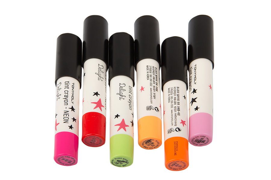 Тинт-бальзам для губ Delight Tint Crayon полностью впитывается в губы, окрашивая их в желанный оттенок, но при этом не оставляя никакой искусственной пленки. Экспериментируйте с образами и восхищайте соблазнительным эффектом чувственных губ! <price>539 руб.</price>