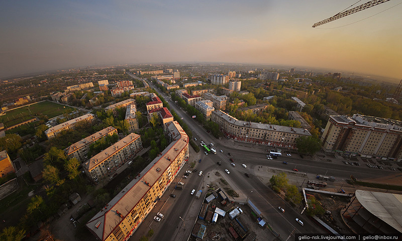 Пересечение улиц Новогодняя, Сибиряков-Гвардейцев, Покрышкина Пересечение улиц Новогодняя, Сибиряков-Гвардейцев, Покрышкина