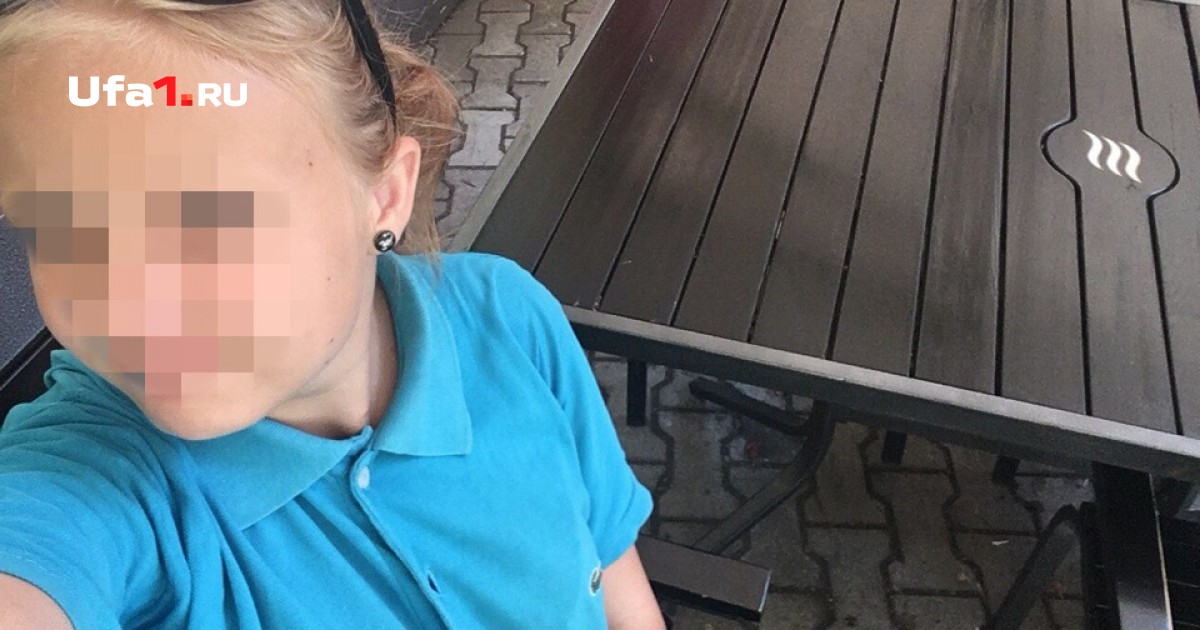 Девочка на дороге. Ребёнок на дороге сидит. Виолетта токарчук 2015. Рассказы 11 летнюю девочку. Человек на дороге.