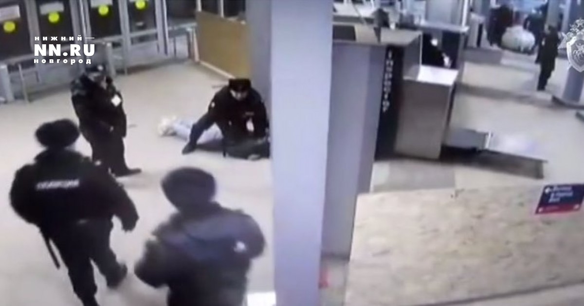 Нападение на полу. Напал с ножом на Московском вокзале в Нижнем Новгороде. С ножом на Московском вокзале.