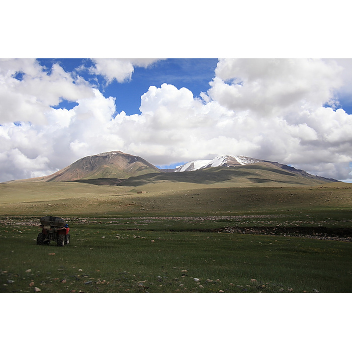 Монголия в какой части света. Мистическая Монголия. Семеновки в Монголии фото.