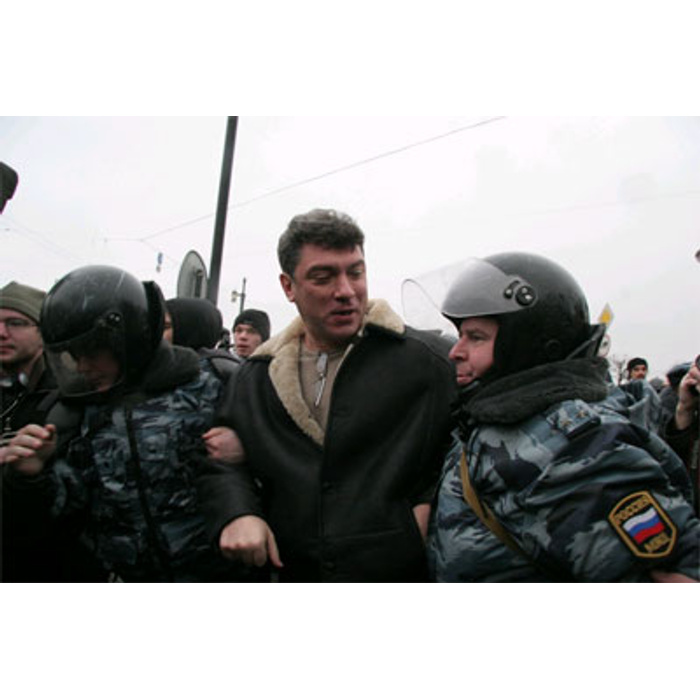 Борисов арест. Немцов ОМОН. Задержание Немцова.