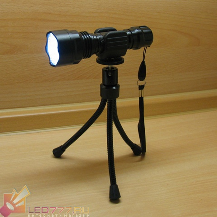 штатив для кэнон 60д. фонарь стэнли. штатив для фонаря. штатив для фонаря. держатель для фонарика на штатив.