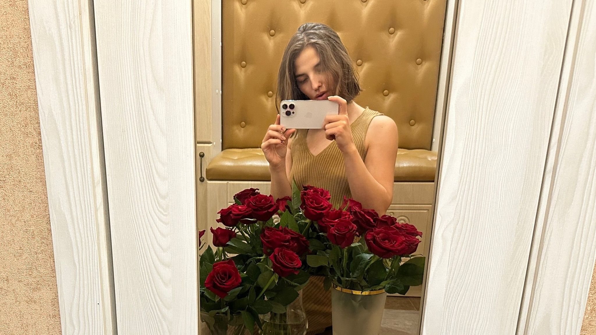 «Женщины грустно смотрят вслед, мужчины отводят глаза»: девушка из Волгограда учит требовать цветы на День Валентина