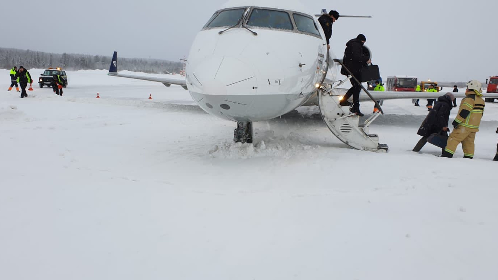 Бомбардье crj200 Северсталь