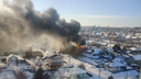 Черный столб дыма в небе заметили жители разных районов Челябинска